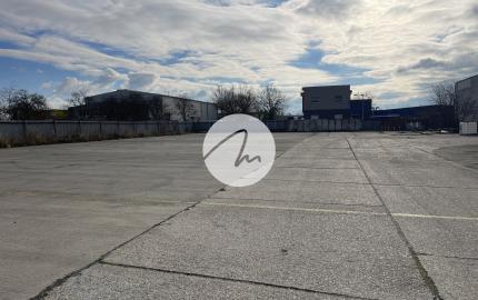 Prenájom spevnenej plochy využiteľnej napríklad na parkovanie kamiónov