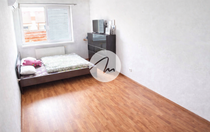 2izbový výnimočný byt s veľkou predzáhradkou