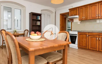 MARLICK PROPERTY- 3IZBOVÝ BYT - 65m2- OBCHODNÁ -STARÉ MESTO