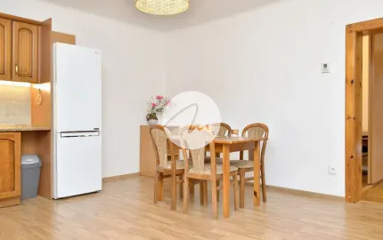 MARLICK PROPERTY- 3IZBOVÝ BYT - 65m2- OBCHODNÁ -STARÉ MESTO