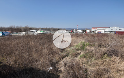 Prenájom pozemku Pezinok