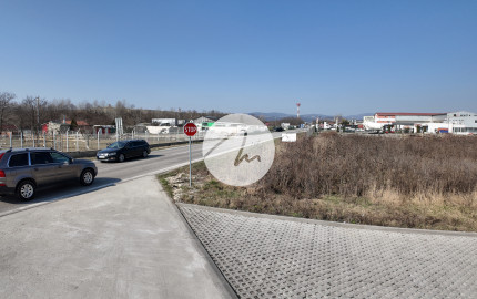 Prenájom pozemku Pezinok