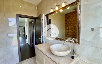 3izbový rodinný dom na prenájom s veľkou podzemnou pivnicou v Malinove