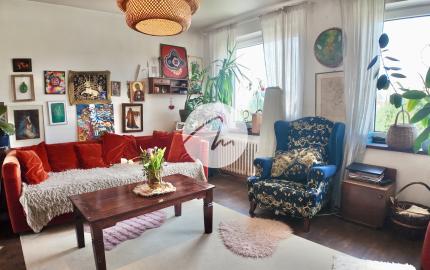 Dom s nekonečným potenciálom: 2 priestranné byty, podnikanie a bývanie vo Vinosadoch