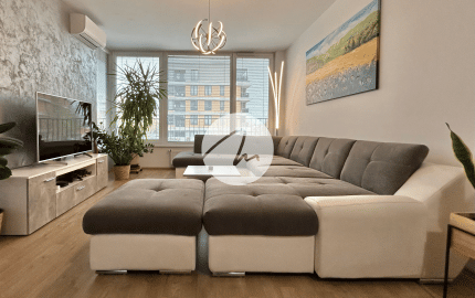 Slnečný 2i apartmán v Novom Ružinove s vlastným parkovaním