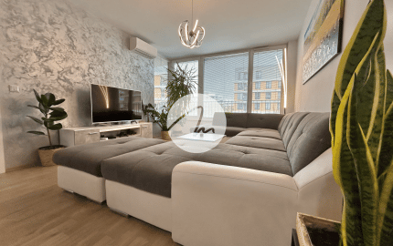 Slnečný 2i apartmán v Novom Ružinove s vlastným parkovaním