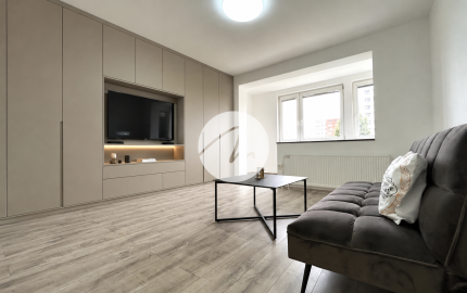 NA PREDAJ- 1-IZBOVÝ BYT  32,6 m²- KOMPLETNE ZREKONŠTUOVANÝ -ROVNIANKOVÁ-PETRŽÁLKA