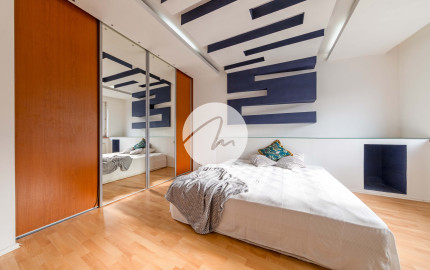 116 m² priestoru v Ružinove + zimná záhrada, garáž, 30 m² sklad