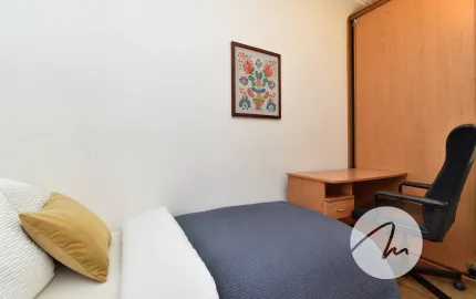 MARLICK PROPERTY- 3IZBOVÝ BYT - 65m2- OBCHODNÁ -STARÉ MESTO