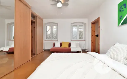 MARLICK PROPERTY- 3IZBOVÝ BYT - 65m2- OBCHODNÁ -STARÉ MESTO