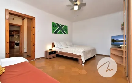 MARLICK PROPERTY- 3IZBOVÝ BYT - 65m2- OBCHODNÁ -STARÉ MESTO