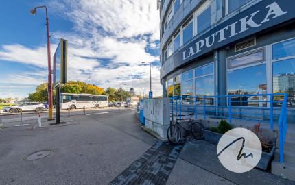 116 m² priestoru v Ružinove + zimná záhrada, garáž, 30 m² sklad