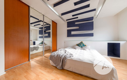 116 m² priestoru v Ružinove + zimná záhrada, garáž, 30 m² sklad