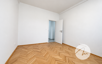 2-izbový byt po kompletnej rekonštrukcii s balkónom Sibírska