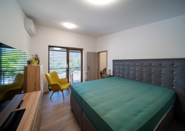 3-izbová chata pri Vajnorskom jazere – novostavba