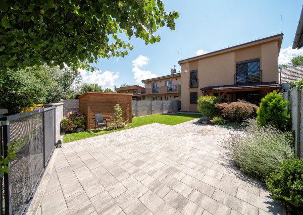 3-izbová chata pri Vajnorskom jazere – novostavba