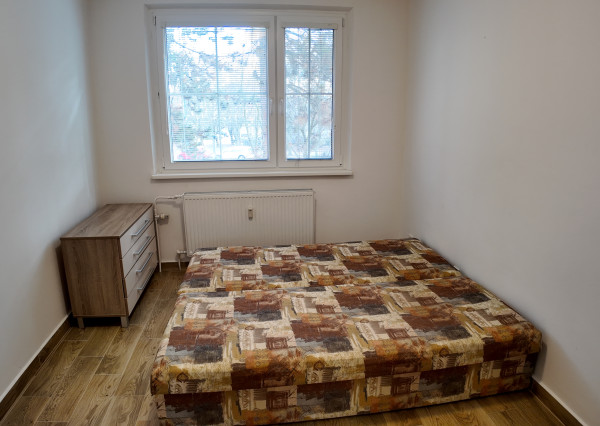 Prenájom 3 izbového bytu vo vyhľadávanej lokalite Petržalka