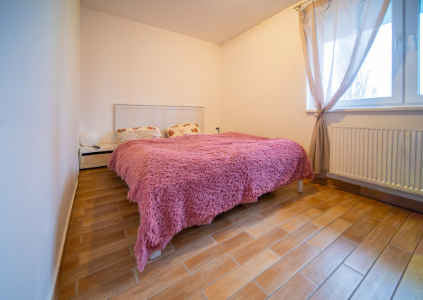 Na predaj 2-izbový byt s veľkým balkónom – Klincová ulica, Bratislava