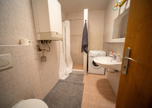 Na predaj 2-izbový byt s veľkým balkónom – Klincová ulica, Bratislava