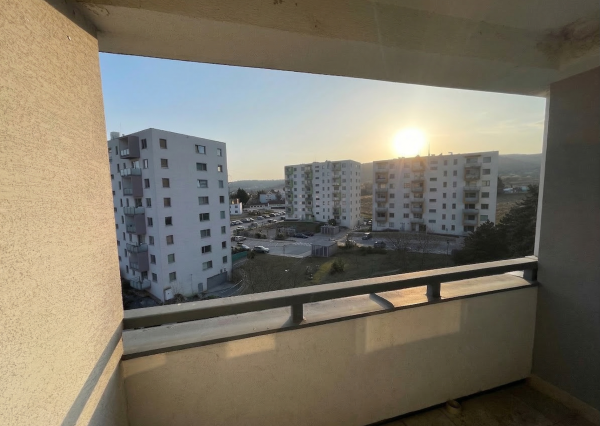 PREDAJ- 1 IZBOVÝ BYT 33,35m2-RAČIANSKÁ- BRATISLAVA