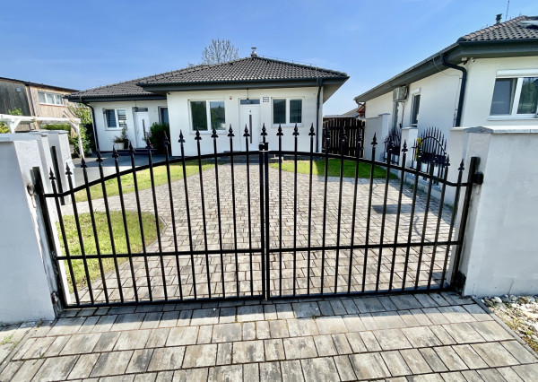 3izbový rodinný dom na prenájom s veľkou podzemnou pivnicou v Malinove