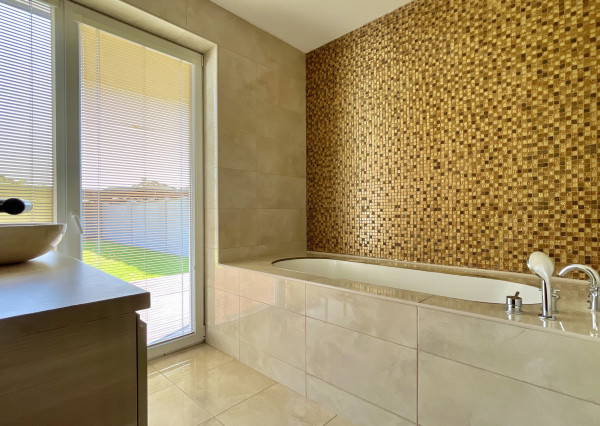 3izbový rodinný dom na prenájom s veľkou podzemnou pivnicou v Malinove