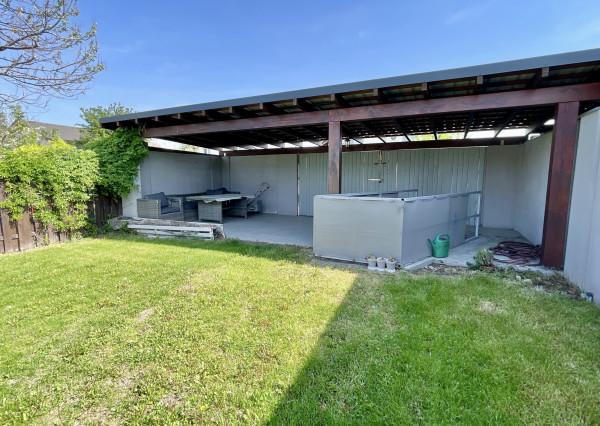 3izbový rodinný dom na prenájom s veľkou podzemnou pivnicou v Malinove