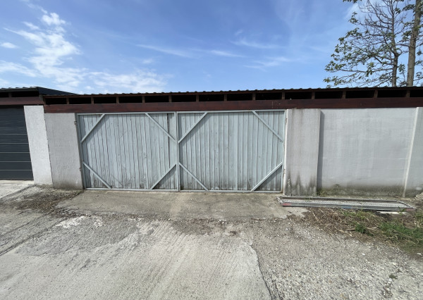 3izbový rodinný dom na prenájom s veľkou podzemnou pivnicou v Malinove