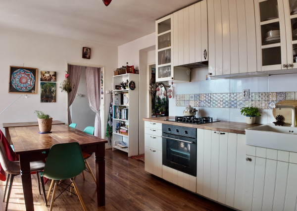 Dom s nekonečným potenciálom: 2 priestranné byty, podnikanie a bývanie vo Vinosadoch