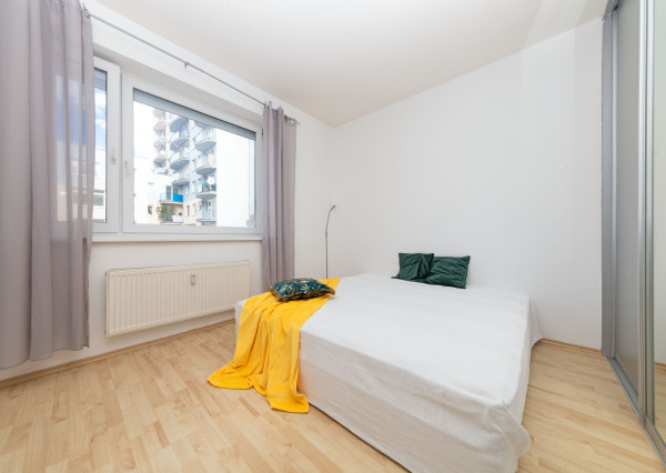 116 m² priestoru v Ružinove + zimná záhrada, garáž, 30 m² sklad