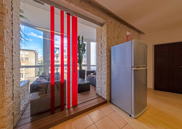 116 m² priestoru v Ružinove + zimná záhrada, garáž, 30 m² sklad