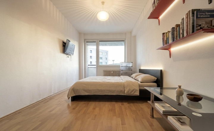 PREDANÉ-PREDAJ- 1 IZBOVÝ BYT 33,35m2-RAČIANSKÁ- BRATISLAVA - fotografia 3
