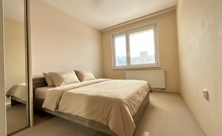 NA PRENÁJOM - 3 IZBOVÝ BYT- 64,67 m²- PRIBIŠOVÁ-DLHÉ DIELY - fotografia 1