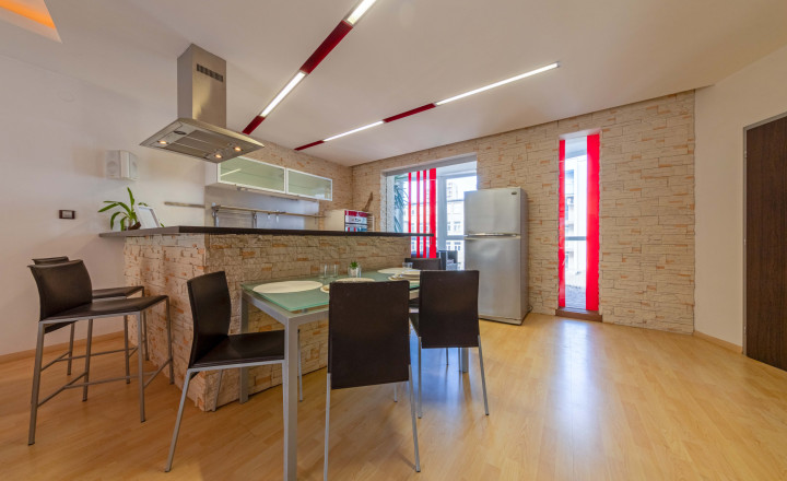 116 m² priestoru v Ružinove + zimná záhrada, garáž, 30 m² sklad - fotografia 10