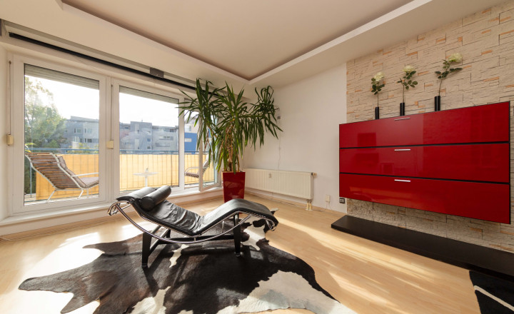 116 m² priestoru v Ružinove + zimná záhrada, garáž, 30 m² sklad - fotografia 12