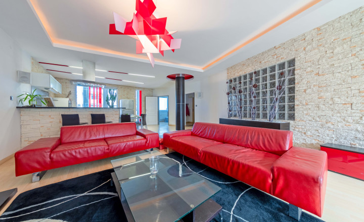 116 m² priestoru v Ružinove + zimná záhrada, garáž, 30 m² sklad - fotografia 16