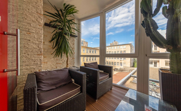 116 m² priestoru v Ružinove + zimná záhrada, garáž, 30 m² sklad - fotografia 1