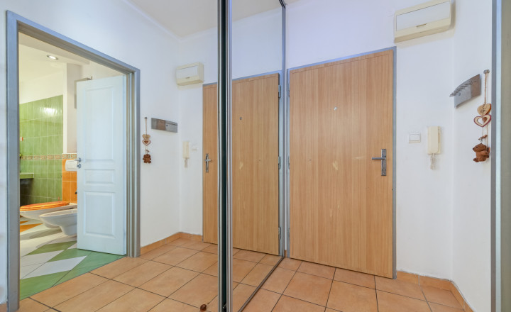 116 m² priestoru v Ružinove + zimná záhrada, garáž, 30 m² sklad - fotografia 18