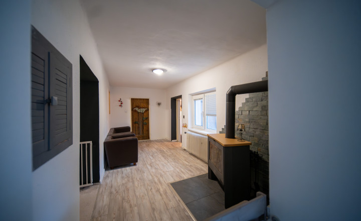 Priestor pre rodinu 4-izbový dom, Viničné, pozemok 1 960 m² - fotografia 16