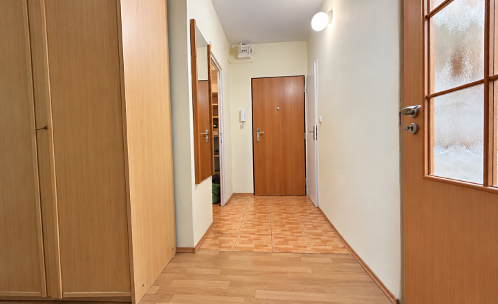 PRIESTRANNÝ 2-IZBOVÝ BYT 67,4 m² + PIVNICA | VRANOVSKÁ, PETRŽALKA - fotografia 5