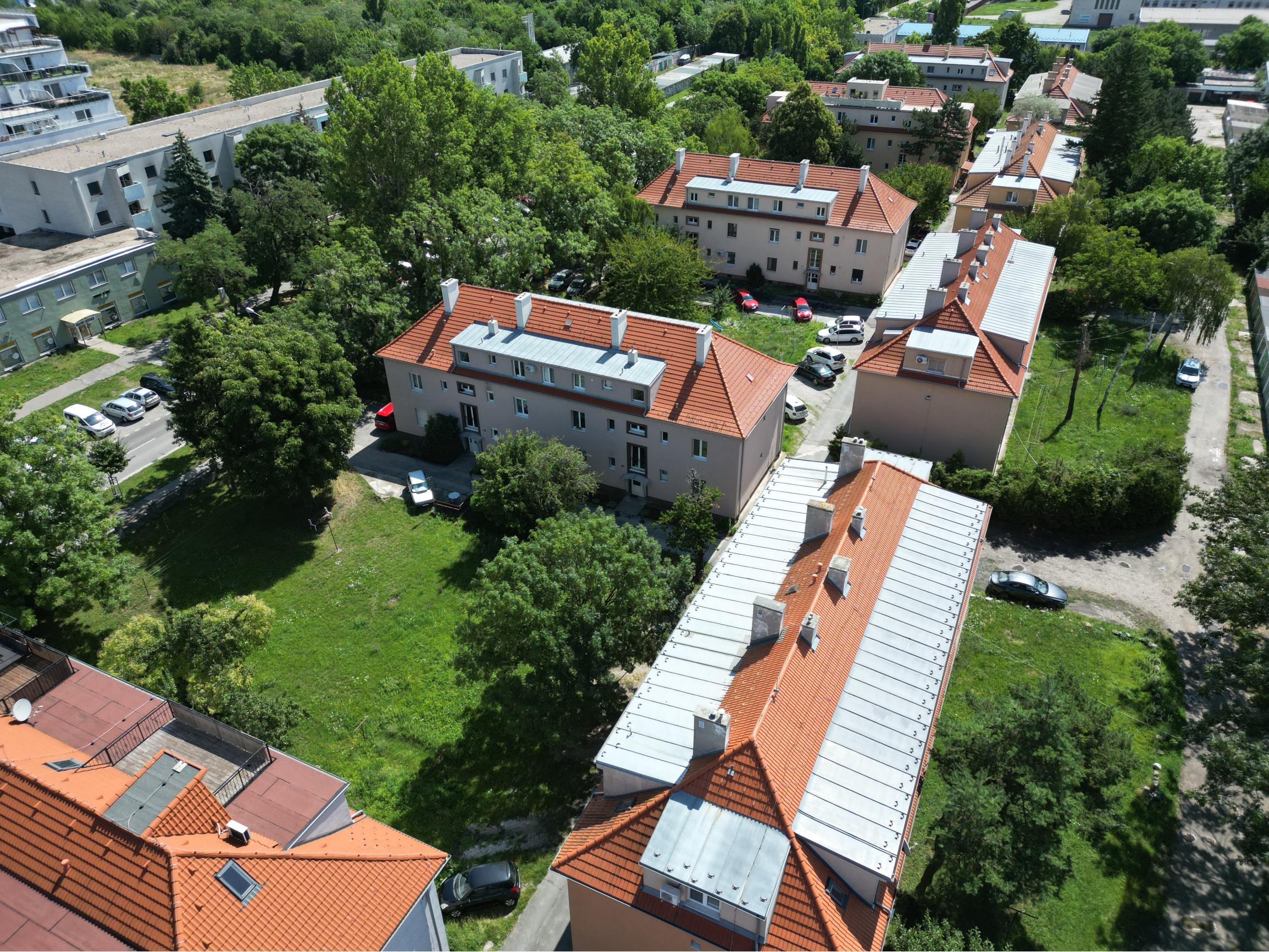 Znížená cena!!! 2-izbový kompletne zariadený byt vhodný aj ako investícia